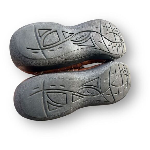 Clarks Women's Mary Jane Flats Brown Leather Size 9W Cushioned Insole Casual - Picture 12 of 13